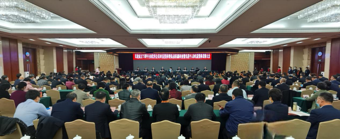 昌利公司龍其準(zhǔn)董事長獲民建中央表彰，授予“全國優(yōu)秀會員”榮譽稱號