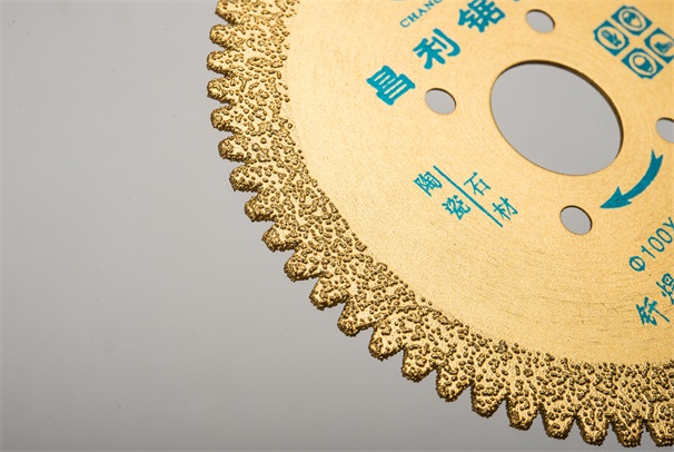 釬焊切割片刀頭金剛石有哪些制造方法呢？