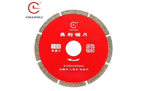 優(yōu)質(zhì)的微晶石鋸片切割的無孔微晶石在安裝時應(yīng)該注意什么呢？